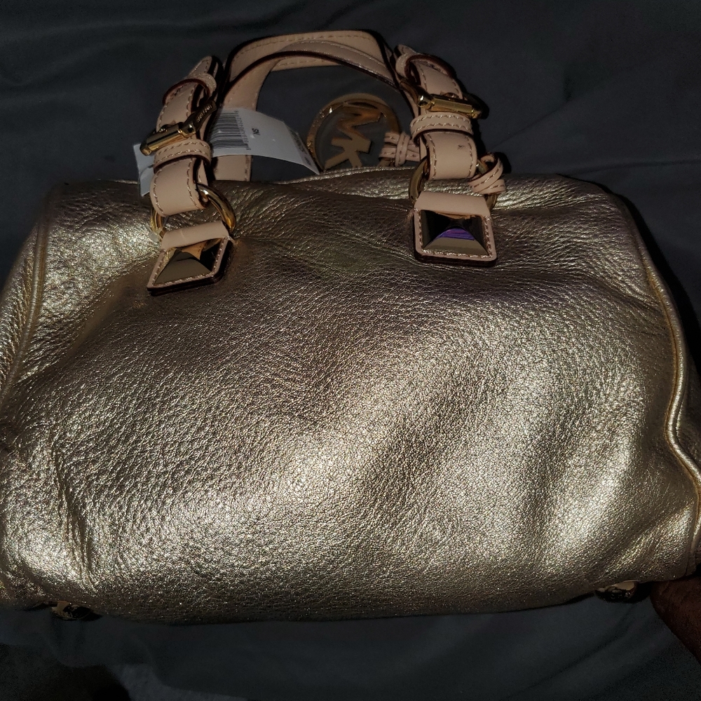 Purse - Picture 3 of 8